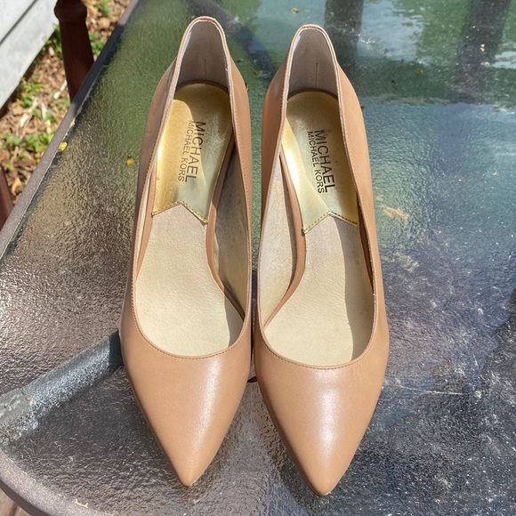 MICHAEL Michael Kors Shoes - Michael Kors Pumps- Never Worn Size 8
